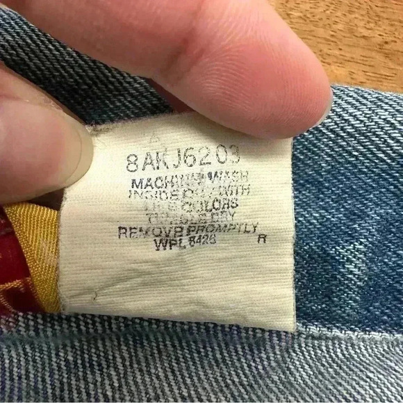 Vintage Rustler Jacket Medium Wash Boxy Crop Denim Trucker Jean Womens Medium - Picture 12 of 13